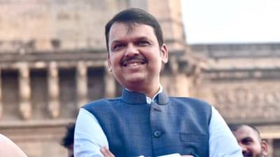 पुण्यातील पोटनिवडणुकांमध्ये फडणवीसांनी आपला आणखी एक पत्ता काढला?