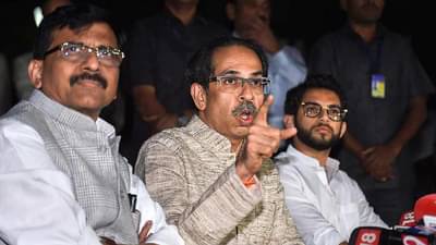 उद्धव ठाकरे आज वकिलांसह पत्रकार परिषद घेणार; काय आहे कारण?