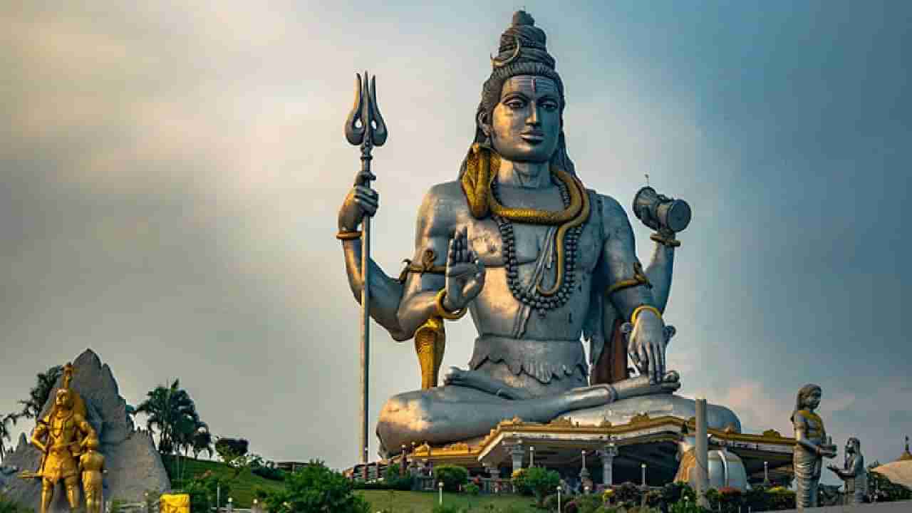 Mahashivratiri 2023: महाशिवरात्रीच्या दिवशी अशा प्रकारे करा महादेवाची पुजा, होतील सर्व मनोकामना पुर्ण