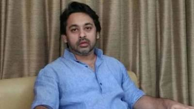 आदित्य ठाकरेंवर दगडफेकीचा ड्रामा, खोटे बोलतोय म्हणून दगडी खातोय, उद्या चपला खाव्या लागतील, निलेश राणेंचा हल्लाबोल!