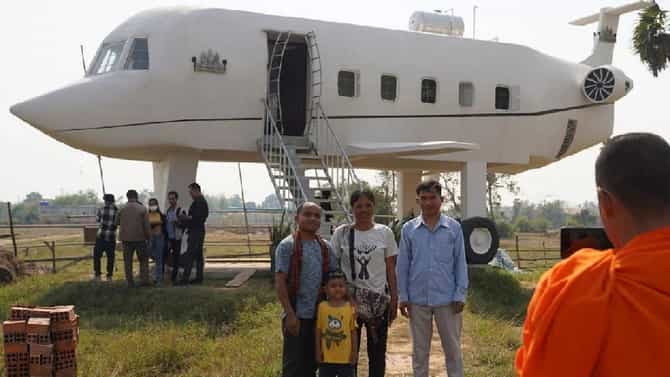 विमान उडवायचं होतं, आता विमानातच कायमचा राहतो! स्वप्न पूर्ण करावं ते असं