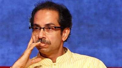 उद्धव ठाकरे यांच्या जवळच्याच माणसाने घात केला? ठाकरे गटाच्या खासदाराकडून शिंदे गटाच्या बाजूने प्रतिज्ञापत्र