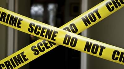 चारित्र्याच्या संशयातून पतीने दोन वर्षाच्या मुलासह पत्नीसोबत हैवानी कृत्य, 4 वर्षाच्या मुलासमोरच...