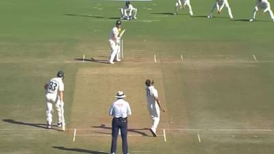 Ind vs Aus 1st Test : Mohammed Shami चा घातक चेंडू, वॉर्नरची दांडी गुल, अरे बापरे किती लांब उडाला स्टम्प VIDEO