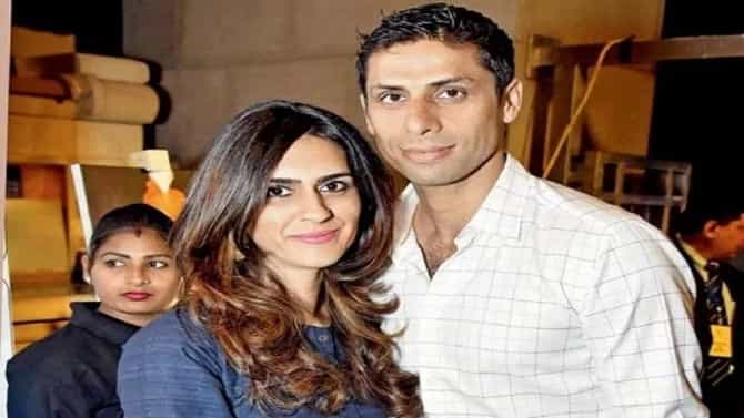 Love Story: अवघ्या 15 मिनिटात आशिष नेहरानं ठरवलं लग्न, रुश्माला विवाहाबाबत विचारताच म्हणाली...