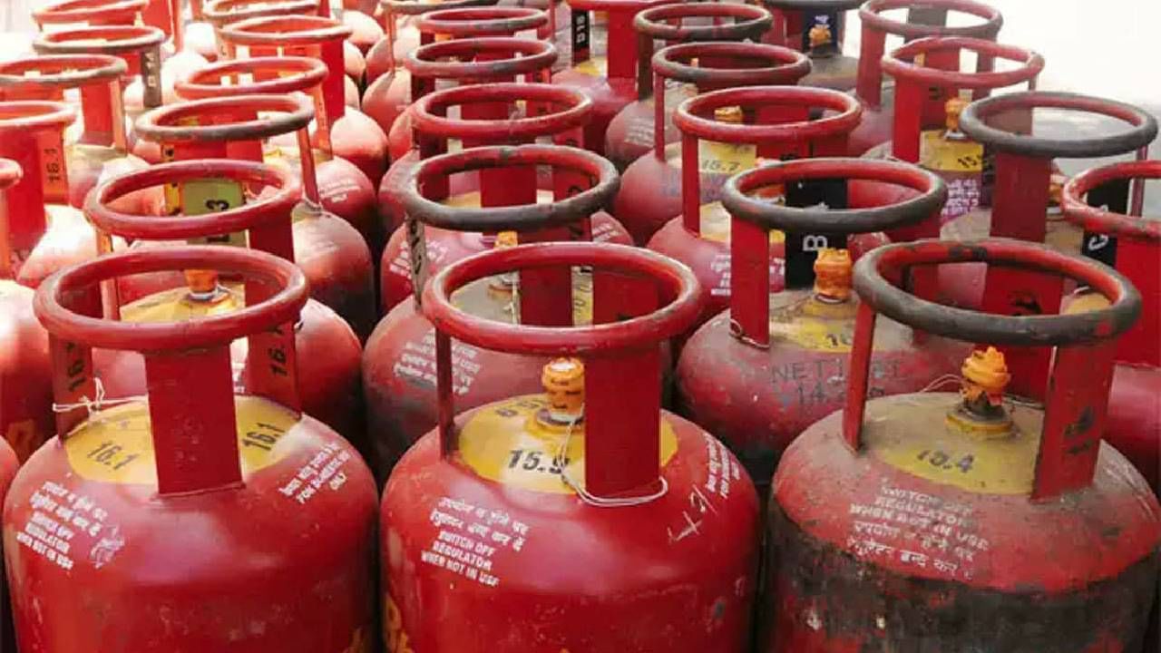 LPG Cylinder : लाल रंगाचेच का असते गॅस सिलिंडर? काय आहे यामागील कारण..