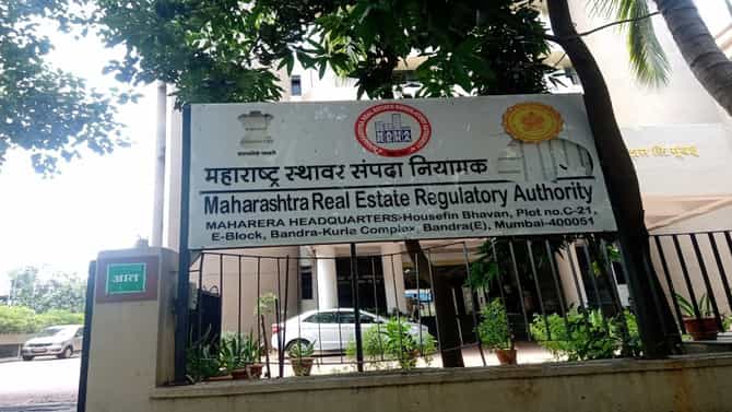 MAHA-RERA : नव्या घरात जाताना बिल्डरकडून घेतला जाणाऱ्या मेन्टेनन्स चार्जवरबंदी आणा, मुंबई ग्राहक पंचायतीची महारेराकडे मागणी