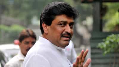 ‘लोकशाहीचं दमन करणाऱ्या सरकारला पायऊतार करा’, काँग्रेसची आक्रमक मागणी