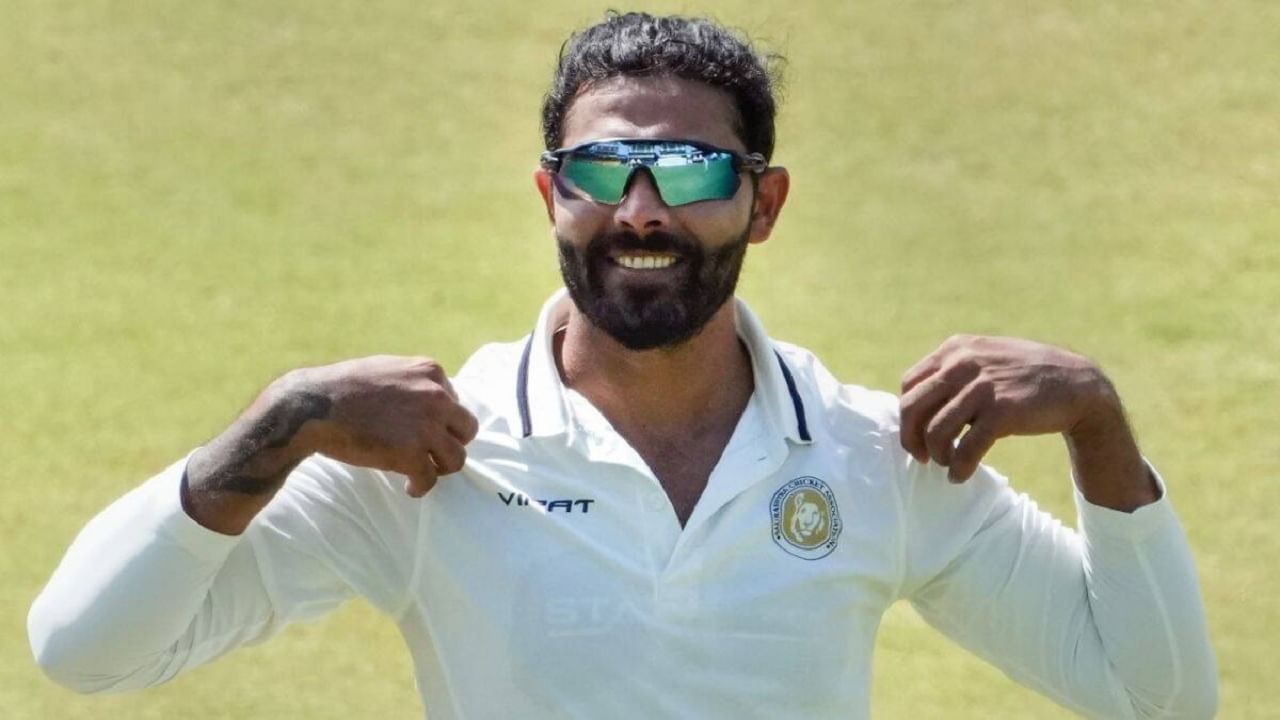 Ravindra Jadeja : 50 वर्षात अशी कमाल करणारा जाडेजा दुसरा बॉलर, त्याच्या बेस्ट परफॉर्मन्सने ऑस्ट्रेलियाची हालत खराब