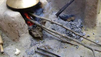 चुलीची राख ॲमेझॉनवर कितीला असेल? काय वाटतं?