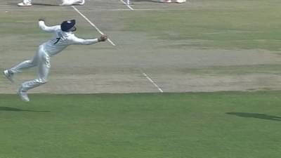 K L RAHUL | केएल राहुल याचा एकहाती शानदार कॅच, व्हीडिओ व्हायरल