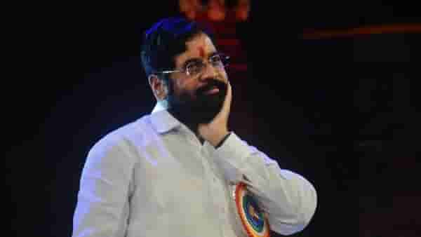 महाराष्ट्रातील सत्तासंघर्षाचा निकाल जाहीर होण्याआधी एकनाथ शिंदे यांच्या शिवसेनेला मोठा झटका, यवतमाळमध्ये नेमकं काय घडलं?