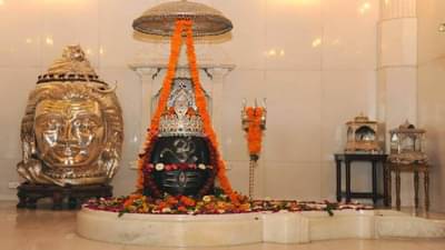 Mashashivratri : महादेवाला पुर्ण प्रदक्षीणा का मारू नये, तुम्हाला माहिती आहे का हे कारण?