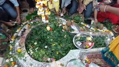 महाशिवरात्रीनिमित्त भक्तांनी फुलले अंचलेश्वर मंदिर; जाणून घ्या मंदिराचा इतिहास