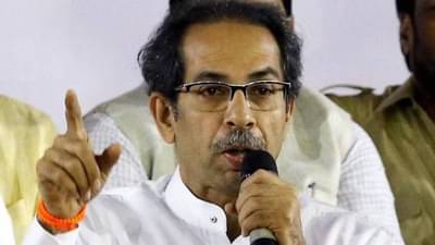 चिन्ह आणि पक्षाचं नाव गेलं, आता ठाकरे गटातील आमदार, खासदारांचं काय होणार?; कायदेशीर पेचाने सर्वच पेचात