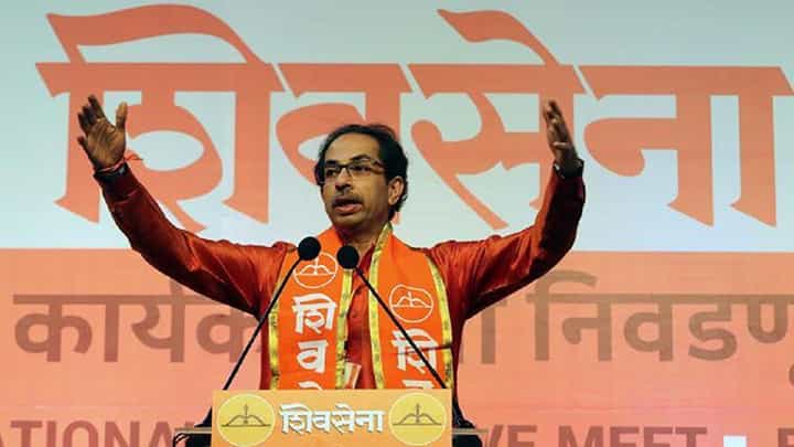 धनुष्यबाण या चिन्हाआधी शिवसेनेची कुणा-कुणाशी होती युती? माहिती आहे? बघा व्हिडीओ धनुष्यबाण या चिन्हाआधी शिवसेनेची कुणा-कुणाशी होती युती? माहिती आहे? बघा व्हिडीओ