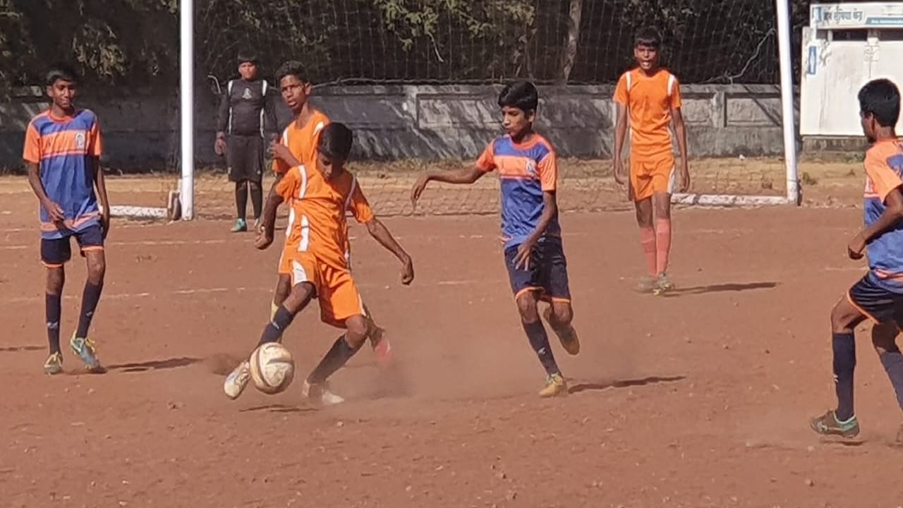 Maharashtra Football Cup: कोल्हापूरमध्ये साखळी फेरीचे सामने संपन्न, आता विभागवार टप्प्यासाठी चार संघांमध्ये चुरस