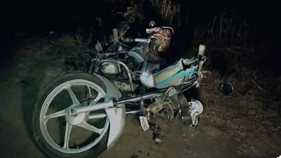 दोन मोटारसायकलची समोरासमोर धडक, एक जण जागीच ठार