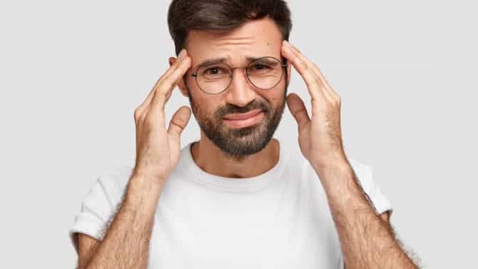 Migraine Cure : बदलत्या ऋतूनुसार तुम्हालाही सतावतो मायग्रेनचा त्रास ? हे उपाय करून तर पहा
