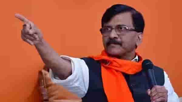 ठाकरेगटाकडून शिवसेना पक्ष अन् चिन्ह का गेलं? संजय राऊत यांनी भर पत्रकार परिषदेत सांगितलं…