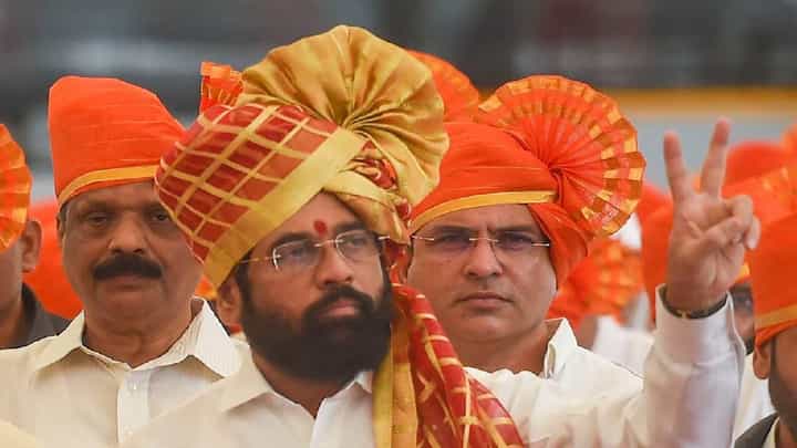एकनाथ शिंदे यांच्या राष्ट्रीय कार्यकारिणीच्या बैठकीत 'हे' ५ ठराव मांडले जाणार, कोणते ते बघा? एकनाथ शिंदे यांच्या राष्ट्रीय कार्यकारिणीच्या बैठकीत 'हे' ५ ठराव मांडले जाणार, कोणते ते बघा?