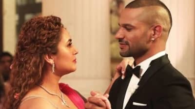 Shikhar Dhawan : हुमा कुरैशीने शिखर धवनला फोनवरुन सांगितलं, आपलं लग्न....
