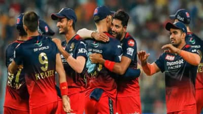 IPL 2023 : RCB ला मोठा झटका, स्टार बॅट्समनशिवाय खेळाव लागणार