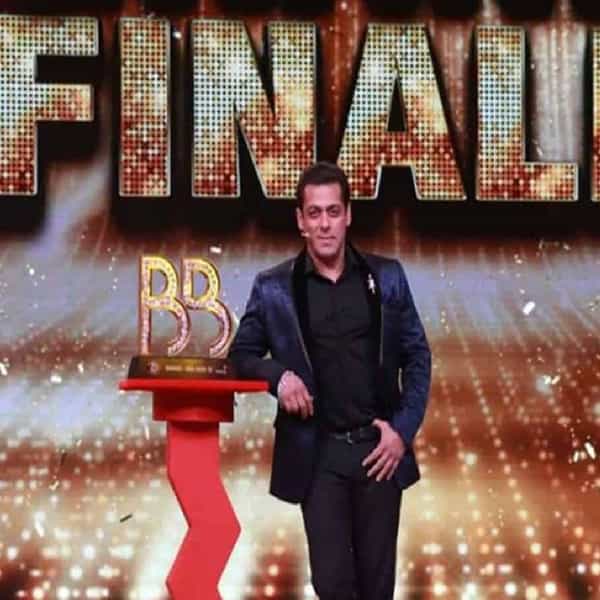 बिग बॉस 16 च्या ग्रँड फिनालेनंतर प्रेक्षक या शोचा टीआरपी रिपोर्ट जाणून घेण्यासाठी उत्सुक आहेत. टेलिव्हिजनविश्वात असा अंदाज वर्तवला जात होता की बिग बॉस फिलानेचा टीआरपी हा 2.5 पर्यंत जाऊ शकतो. मात्र सलमान खानच्या या शोने जाता जाता कलर्स टीव्हीला मोठी भेट दिली आहे.