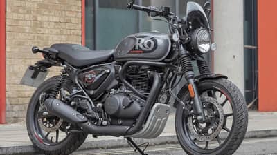 Royal Enfield च्या या स्वस्त आणि मस्त बाइकला जबरदस्त मागणी, सहा महिन्यात 1 लाख युनिट्सची विक्री