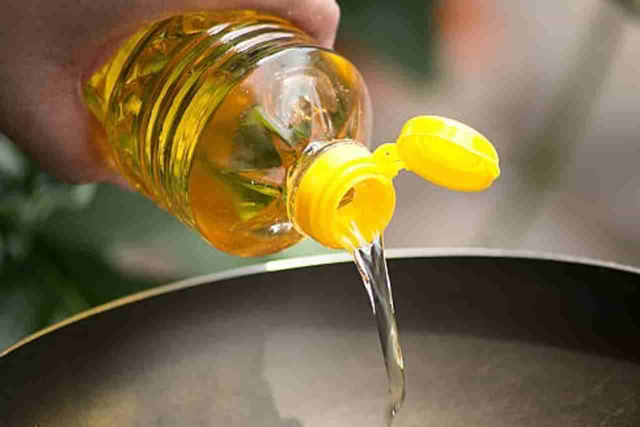 Edible Oil Price : आनंद पोटात माझ्या माईना! खाद्यतेल झाले स्वस्त