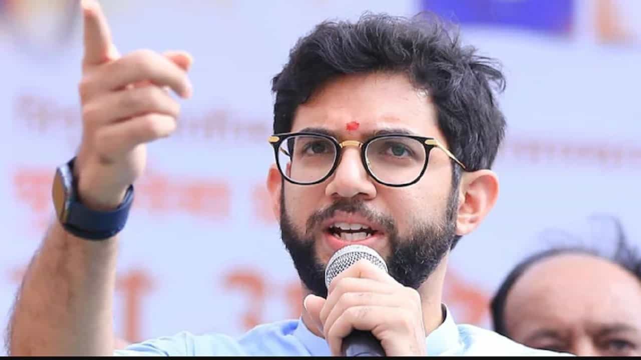 भूषण देसाई यांच्या शिवसेनेतील प्रवेशावर आदित्य ठाकरे यांची एका वाक्यात प्रतिक्रिया, म्हणाले...