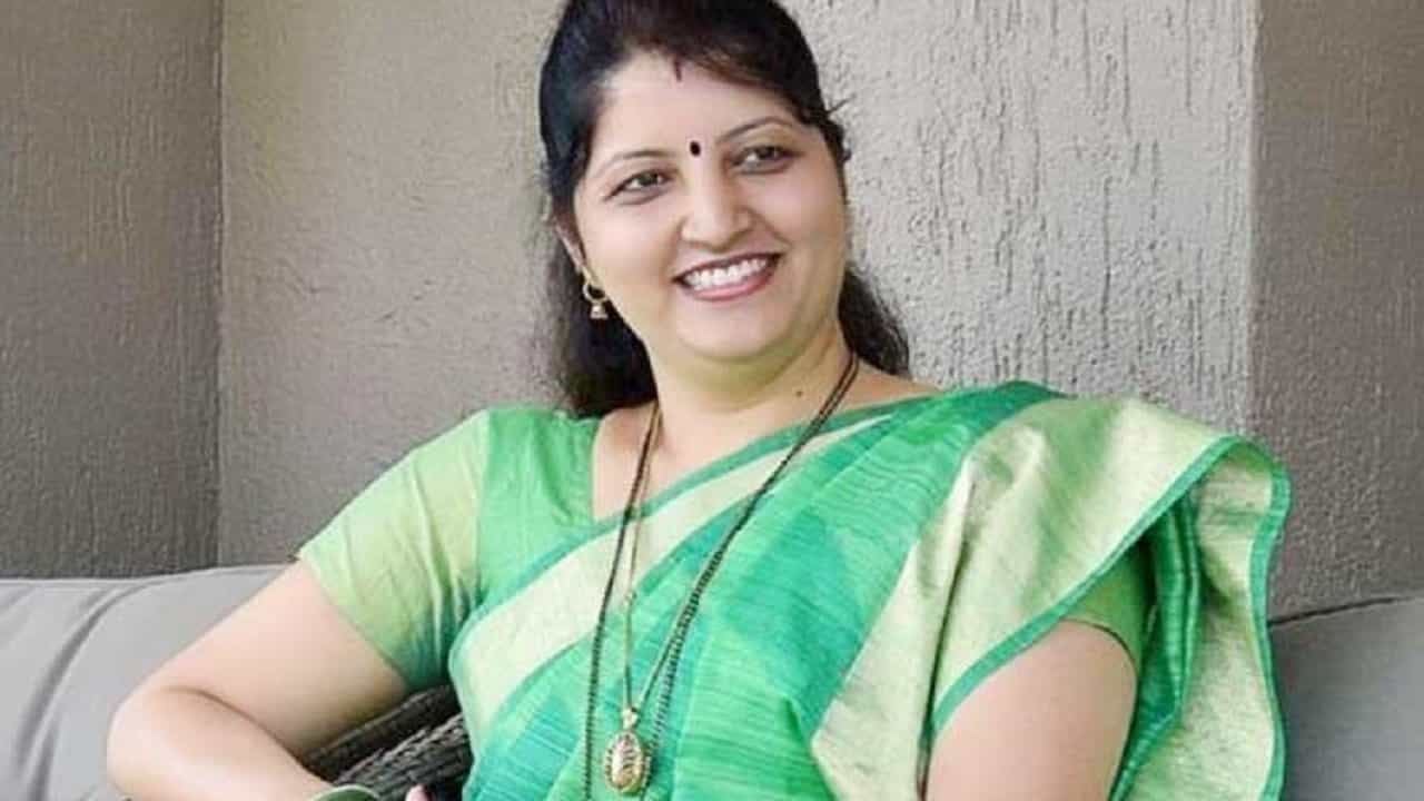 रुपाली चाकणकर यांचा मुलगा या सिनेमात झळकणार, तुम्ही म्हणाल , अरे देवा