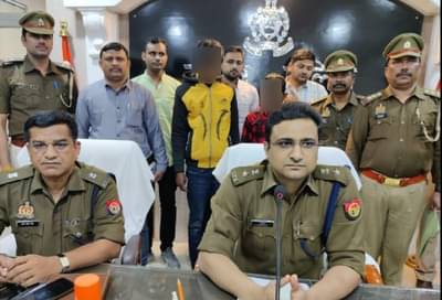 त्याने तिचा उपभोग घेण्यासाठी तिला एकटे बोलावले, नंतर गाडी अंगावर घालून संपवले