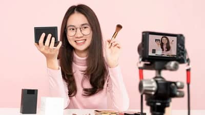 Instragram Reels व्हायरल होत नाहीत! मग या टीप्स फॉलो करा आणि प्रसिद्धी मिळवा