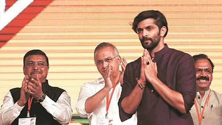 अमित ठाकरे आजपासून नाशिक दौऱ्यावर;बैठकाचं सत्र, मनसेची पुढची राजकीय भूमिका काय? अमित ठाकरे आजपासून नाशिक दौऱ्यावर;बैठकाचं सत्र, मनसेची पुढची राजकीय भूमिका काय?