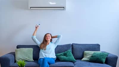 AC Side Effects : दिवसभर खाता एसीची हवा ? व्हा सावध, या गंभीर आजारांना बळी पडू शकता