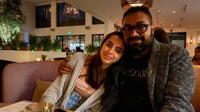 चाहत्यांकडून का पैसे मागतेय प्रसिद्ध दिग्दर्शक अनुराग कश्यप याची लेक?