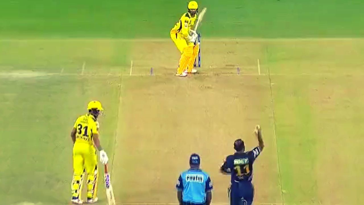 GT vs CSK : मोहम्मद शमी याने सांगून उडवल्या दांड्या, IPL ची पहिली विकेट एकदम कडक बोल्ड, Video एकदा पाहाच