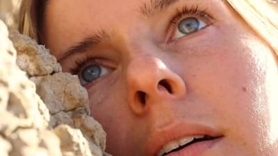 चित्रपट पाहून प्रेक्षकांना येतोय पॅनिक अटॅक; काहींनी काढला थिएटरमधून पळ, नेमकी काय आहे कथा?