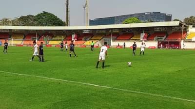 एफसी बायर्न महाराष्ट्र कप फुटबॉल स्पर्धा : नेताजी सुभाषचंद्र बोस मिलिटरी स्कूल उपांत्य फेरीत, स्टेप्पिंग स्टोन हायस्कूलचा 11-0 ने धुव्वा