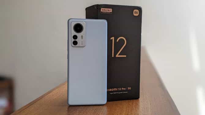 Xiaomi 12 Pro ची किंमत झाली कमी, किती रूपयांना मिळतोय हा जबरदस्त फोन?