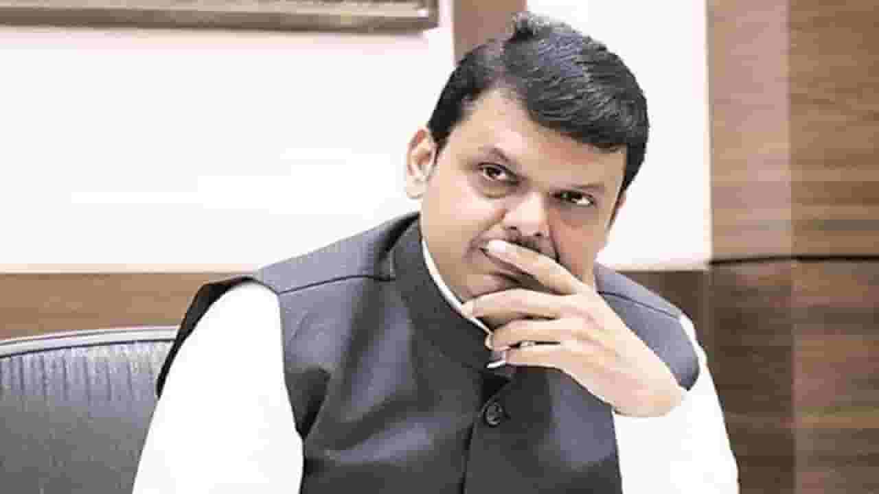 'देवेंद्र फडणवीस यांनी तात्काळ राजीनामा द्यावा, तरच 'दूध का दूध और पाणी का पाणी' होईल'