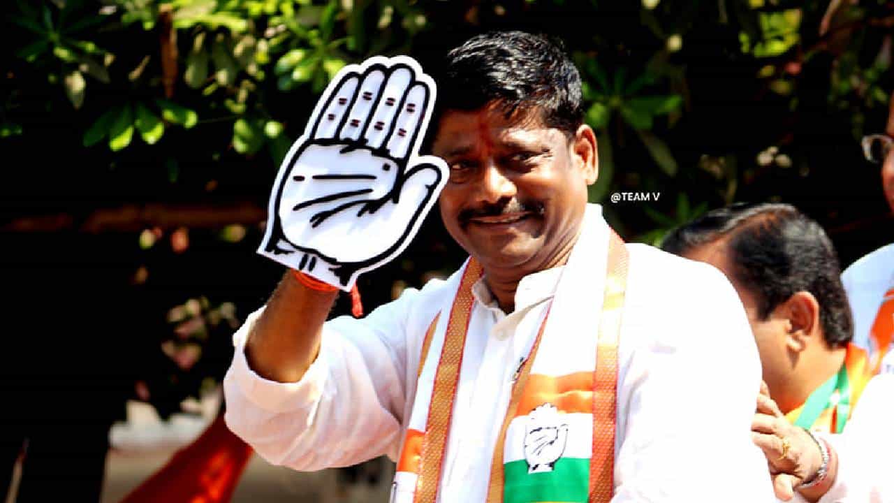 नवनिर्वाचित आमदार रविंद्र धंगेकर उद्या राज ठाकरे यांना भेटणार, अजून कोणाच्या घेणार गाठीभेठी? नवनिर्वाचित आमदार रविंद्र धंगेकर उद्या राज ठाकरे यांना भेटणार, अजून कोणाच्या घेणार गाठीभेठी?