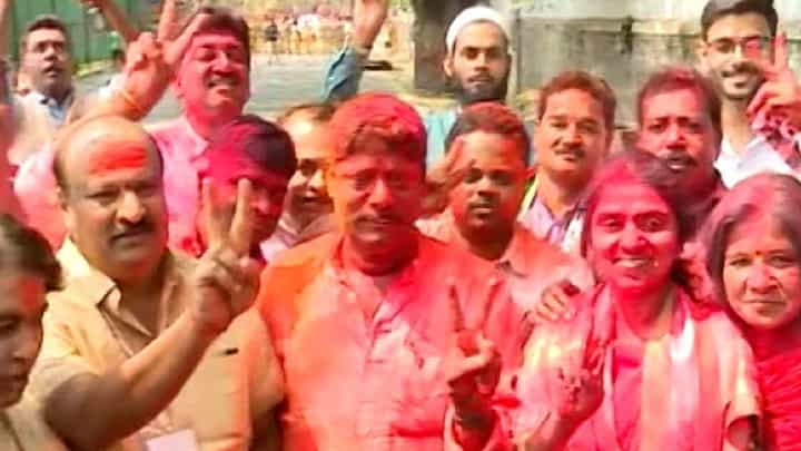 विजयाचं श्रेय कुणाचं? रविंद्र धंगेकर यांची टीव्ही 9 मराठीवर एक्सक्लुझिव्ह प्रतिक्रिया विजयाचं श्रेय कुणाचं? रविंद्र धंगेकर यांची टीव्ही 9 मराठीवर एक्सक्लुझिव्ह प्रतिक्रिया