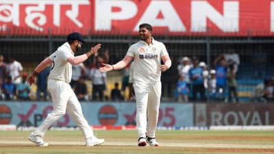 IND vs AUS 3rd Test | उमेश यादवचं शतक! भारतात अशी कामगिरी करणार 13 वा खेळाडू