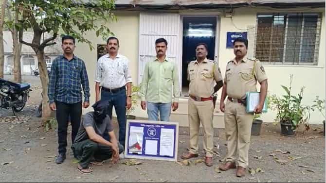 Nashik News : पहिल्यांदा हवेत गोळीबार केला, दुसऱ्यांना नेम धरला पण गडबड झाली, पळून गेलेले आरोपी पोलिसांच्या ताब्यात