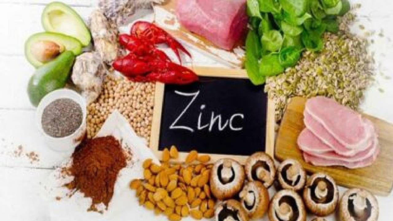 Zinc Deficiency कधी ऐकलंय का? काय आहेत लक्षणे? आहारात कशाचा समावेश करावा?