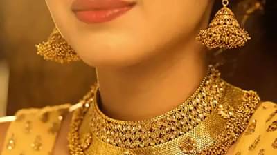 Gold Silver Price Today : शंबर नंबरी सोनं! खरेदीदारांचं नशीब पालटलं, दोन हजारांनी झालं स्वस्त