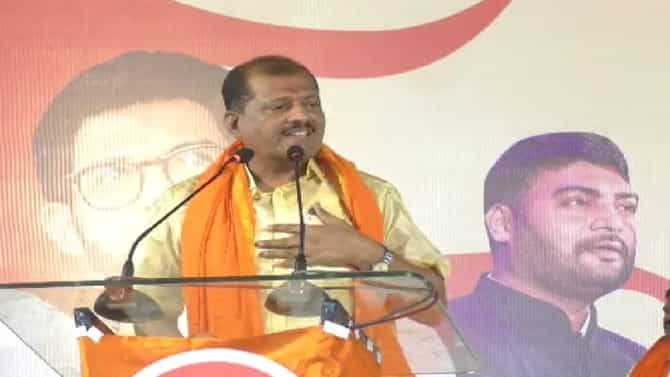 उद्धव ठाकरे यांना घरचा आहेर देणाऱ्या खासदाराची सारवासारव, म्हणाले.... त्या दिवशी आमच्या रक्तात दोष
