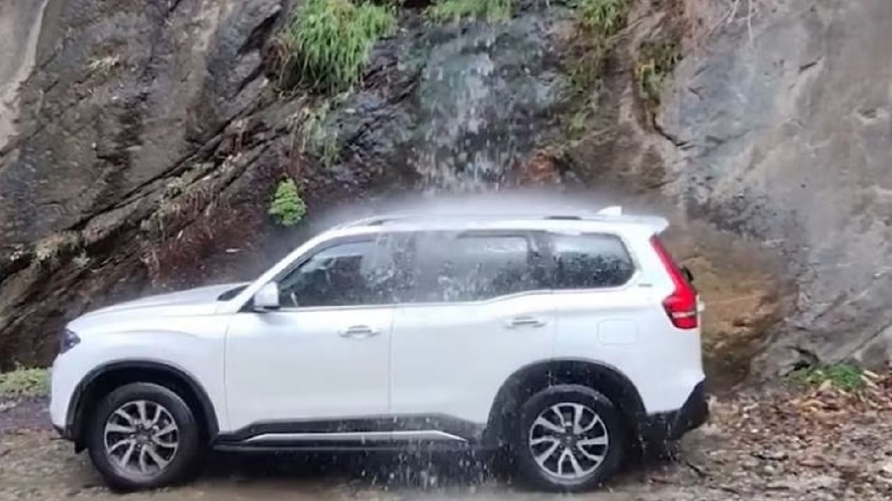 Video : Mahindra Scorpio N गाडीचं सनरुफ लीक! 'त्या' कथित व्हिडीओनंतर कंपनीने उत्तर देत तोंडं केली बंद
